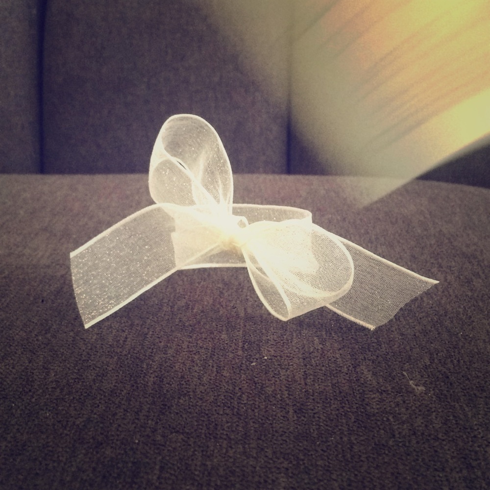 A gold bow